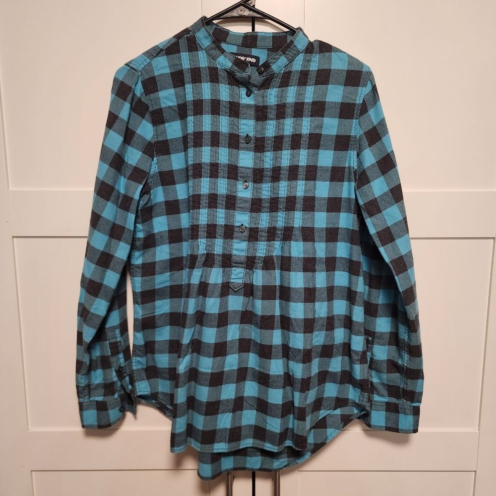Lands' End Women's 8 Plaid Pleated Button Down Henley Curved Hem Shirt